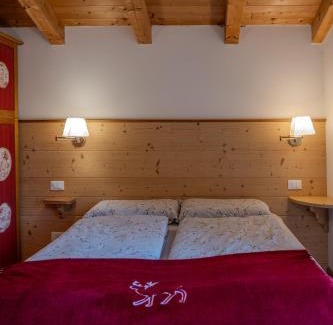 Vallelaghi Lit Et Petit-Déjeuner | Maso Scricciolo Farm House