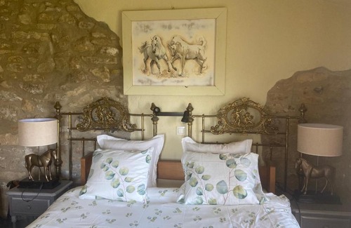 Besalu Lit Et Petit-Déjeuner | Maspitra B&B