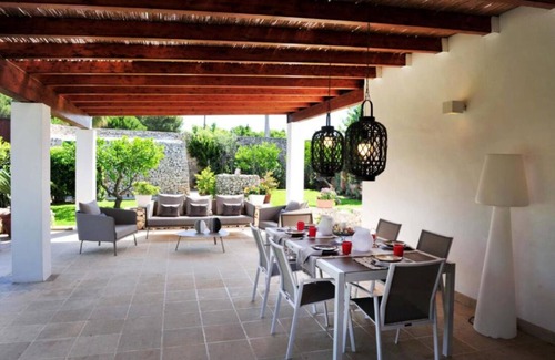 Il Monte Villa | Dans le Salento, la belle Masseria San Rocco avec piscine et grand jardin
