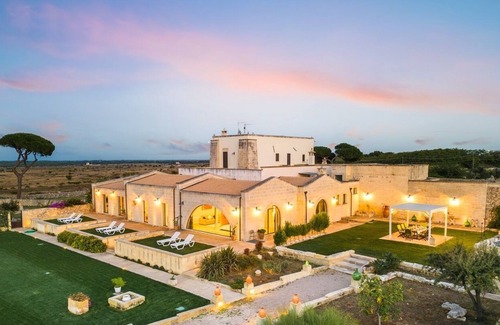 Castromediano Villa | Masseria Specchia - Quatre Chambres Villa, Couchages 8