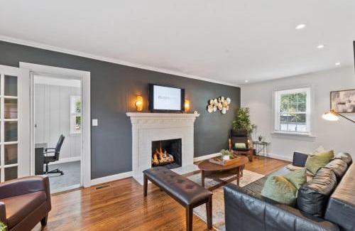 Potomac West Maison | Massive 5BR Historic CozySuites House