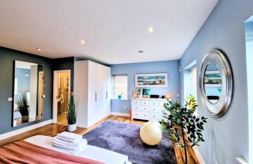 Dublin Maison | Master bedroom with ensuite
