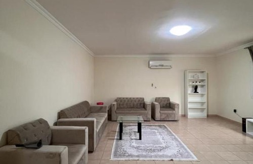 Doha Appartement | Master bedroom with entertaining facilities & Swimming pool