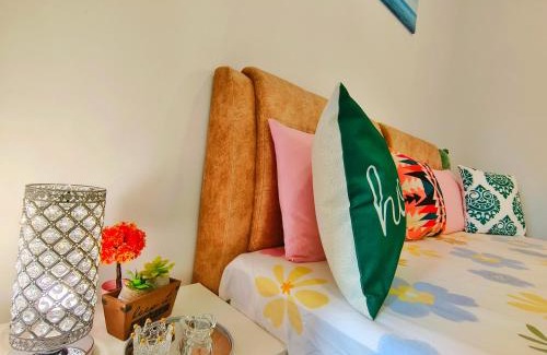 Salak South Maison | Master Room at Razak City Residence