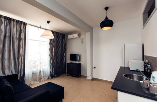 Netanya Appartement | Masterful Kikar Netanya Apartment