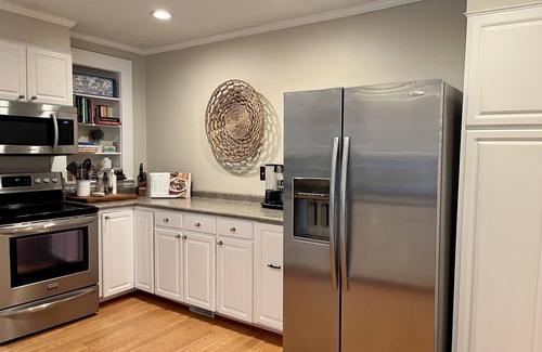 Forest Hills Maison | MASTERS - Designer's Home in Forest Hills, 7 Minutes to Front Gates
