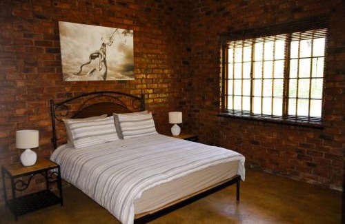 Vaalwater Cabine | Masungulo Waterberg Game Farm