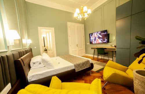 Cluj-Napoca City Centre Appartement | Matei Corvin Deluxe Apartment