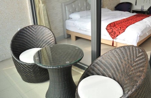 Beigan Lit Et Petit-Déjeuner | Matsu Star Yang B&B