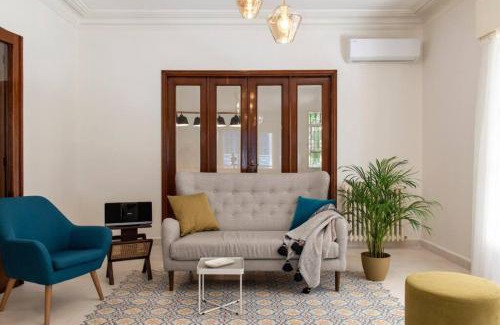 Sodeco Appartement | Mauds Elegant Cocoon at Monot