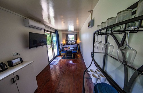 Tagaqe Villa | Maui Creek Bures