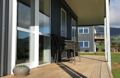 Maungatautari Maison | Maungatautari Outlook Cambridge