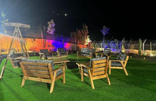 Ein Qiniyye Maison | Mavi park