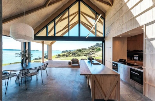 Oneroa Maison | Mawhiti - Stay Waiheke