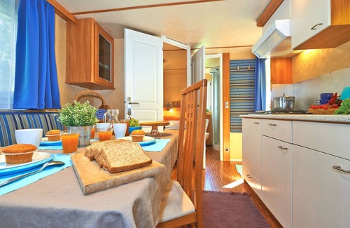 Baia Domizia Maison | Maxi Caravan Escale by Interhome