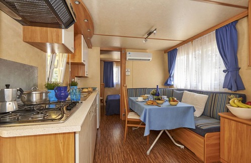 Baia Domizia Maison | Maxi Caravan Escale by Interhome