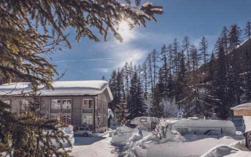 Frauenkirch Cabine | Maxon Pavillon by Mountain Hotels