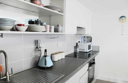 Millendreath Appartement | May View - Luxury Sea View Apartment - Millendreath, Looe