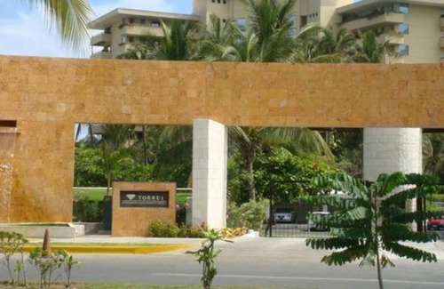 Playa Diamante Appartement | Mayan Playa Torre I Apartment beach front