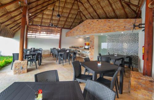 Crucecita Hôtel | Mayev Express