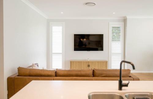 Mayfield Maison | Mayfield Modern Haven
