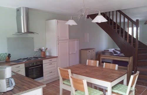 Villautou Cottage | Mazamet où les montagnes rencontrent la mer, 3 gîtes avec piscine et vue imprenable