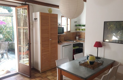 Mirabel-aux-Baronnies Maison | Mazet avec piscine chauffée et clôturée commune