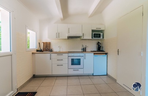 Saint-Quentin-la-Poterie Maison | Mazet au Calme -piscine Privée-grand Jardin Arboré