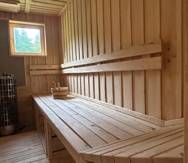 Worliny Chalet De Ski | Mazurska Zagroda - Żabi Rechot - dom - stodoła - jacuzi-sauna