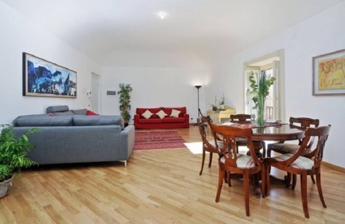 Castellammare Appartement | Palazzo Mazzarino - Holiday Homes