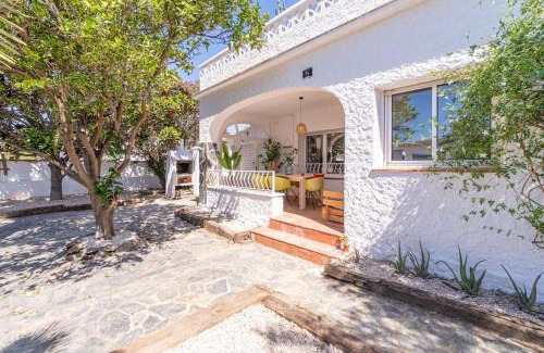 El Mas Bosca Maison | MB2-Paraíso de tranquildad en el EMPORDÀ, PISCINA , BARBACOA y RELAX