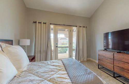 South Scottsdale Maison | McCormick Lakeside Retreat