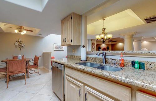 South Scottsdale Maison | McCormick Lakeside Retreat