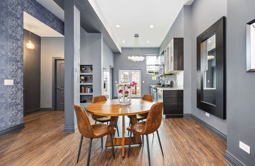 Bronzeville Maison | Mccormick Place Guest House