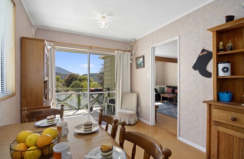 Havelock Maison | McFalls Bach - Havelock Holiday Home