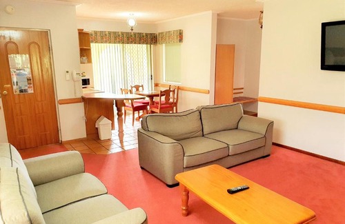 Warwick Hôtel | McNevins Warwick Motel