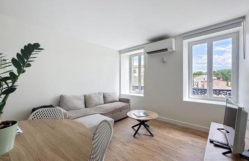 Coudes Appartement | Mcosy 5, T2, 4 personnes, clim, proche A75