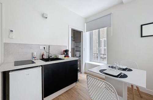Coudes Appartement | MCosy1, Studio, 2 pers, Clim, proche A75