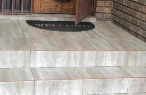 Emalahleni Maison | MD 2 GUEST HOUSE