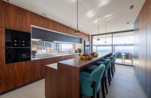 Arco da Calheta Villa | Mea Suna - Luxury Seafront Family Villa in Madeira