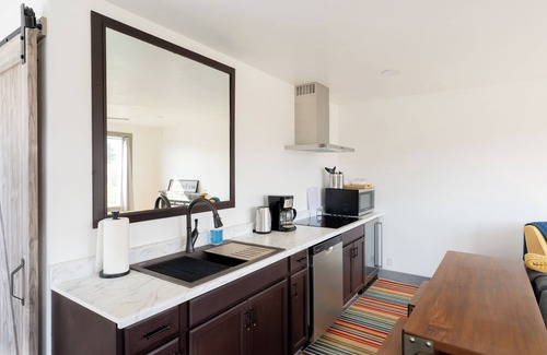 Stanley Cabine | Meadow Creek Suite #11