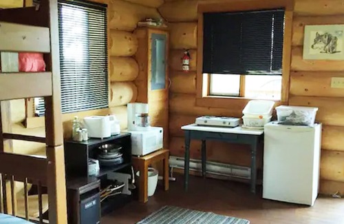 Clinton Maison | Meadow Lake Guest Ranch - Hunters Cabin