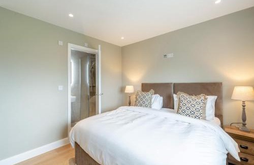 Blackburn Maison | Meadow View - Uk49066