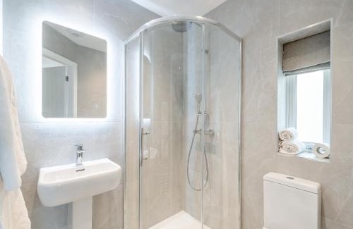 Blackburn Maison | Meadow View - Uk49066