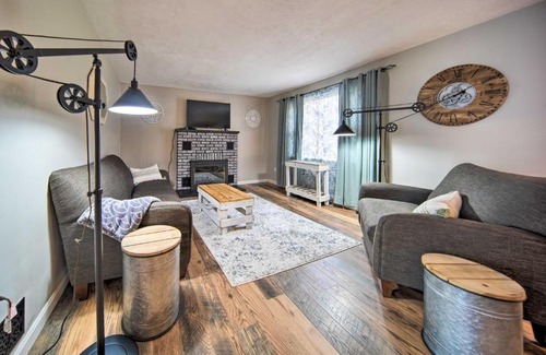 Meadville Maison | Meadville Home Private Yard and Fishing Nearby