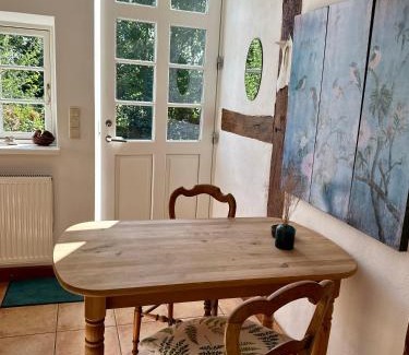 Dargun Appartement | Mecklenbü mit Teich, Kamin, Sauna und Hotpott