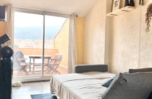 Montblanc Maison | Medieval House in Montblanc Center
