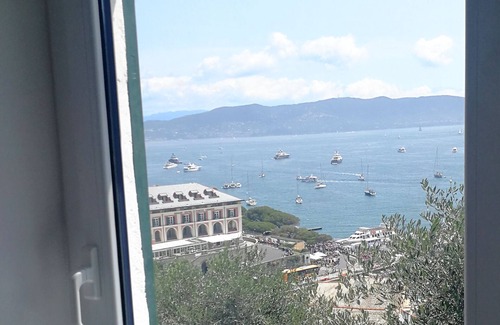 Portovenere Maison | Rustique médiéval avec jardin et vue magnifique sur la mer