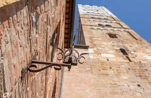 Lucca Historical Center Maison | Tour Médiévale Maison à côté de la Cathédrale San Martino Clocher construite en 1200.