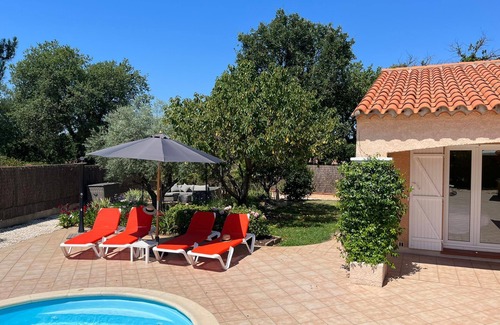 Saint-Genis Villa | Villa Méditerranée au calme avec piscine privée chauffée, mer et lac à 12km